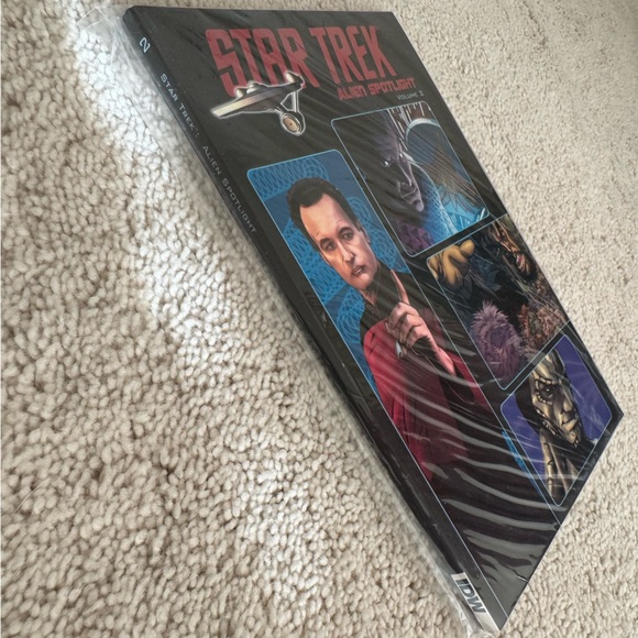 Star Trek Alien Spotlight Comic Collection - Borg, Vulcan, Klingons, Q, Romulans - Picture 6 of 10